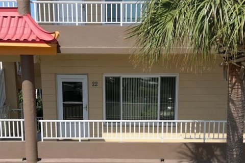 Condo in Clearwater, Florida, 2 bedrooms  № 2239789 - photo 2