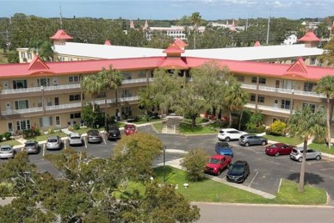 Condo in Clearwater, Florida, 2 bedrooms  № 2239789 - photo 29