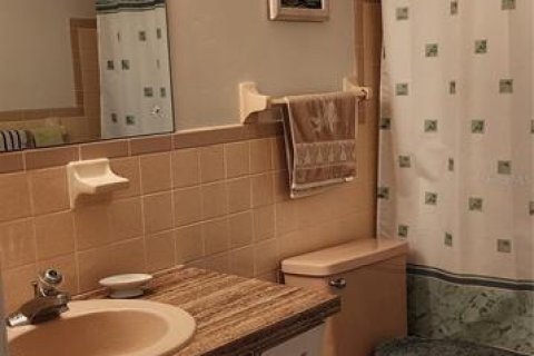 Condo in Clearwater, Florida, 2 bedrooms  № 2239789 - photo 27