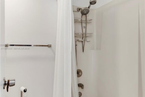 Купить кондоминиум в Делрей-Бич, Флорида 2 спальни, 98.1м2, № 1996969 - фото 15