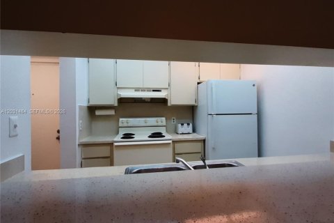 Снять в аренду кондоминиум в Майами, Флорида 1 спальня, 65.96м2, № 2077954 - фото 13