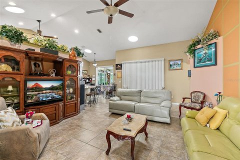 House in Palm Coast, Florida 4 bedrooms, 225.57 sq.m. № 1831160 - photo 22