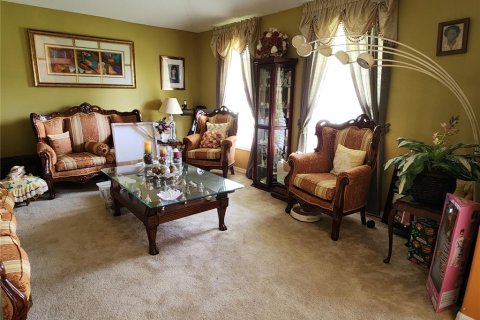 House in Palm Coast, Florida 4 bedrooms, 225.57 sq.m. № 1831160 - photo 11