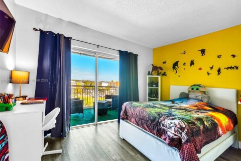 Copropriété à vendre à Hollywood, Floride: 3 chambres, 159.23 m2 № 1955920 - photo 17