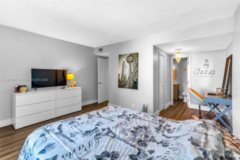 Copropriété à vendre à Hollywood, Floride: 3 chambres, 159.23 m2 № 1955920 - photo 14