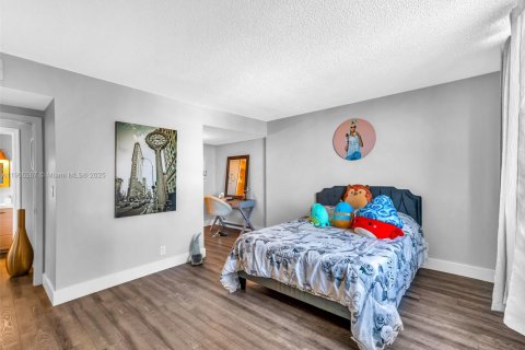 Copropriété à vendre à Hollywood, Floride: 3 chambres, 159.23 m2 № 1955920 - photo 13