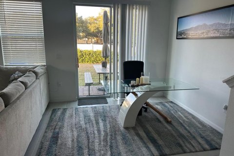 Touwnhouse à vendre à Orlando, Floride: 3 chambres, 147.81 m2 № 2118829 - photo 8