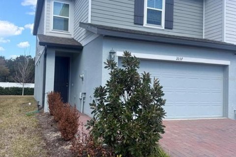 Touwnhouse à vendre à Orlando, Floride: 3 chambres, 147.81 m2 № 2118829 - photo 2