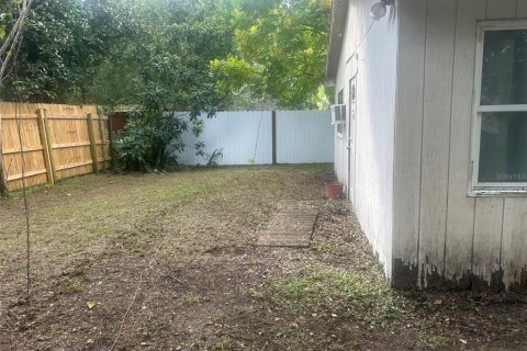 Villa ou maison à vendre à Tampa, Floride: 6 chambres, 220.92 m2 № 2419145 - photo 2