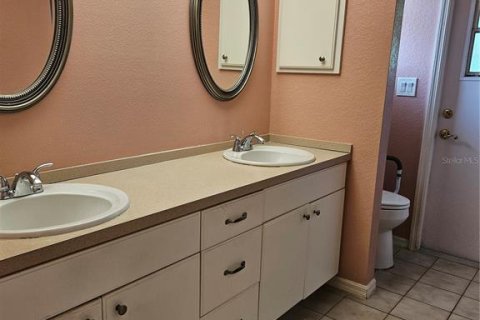 Villa ou maison à vendre à Punta Gorda, Floride: 2 chambres, 140.47 m2 № 2208170 - photo 12
