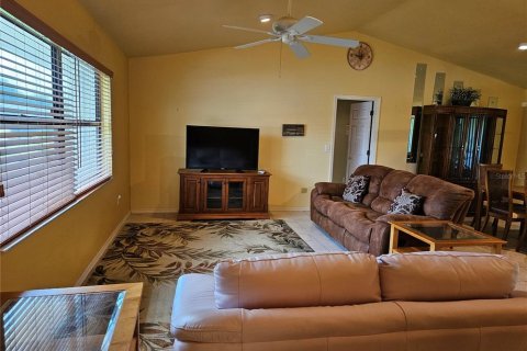 Villa ou maison à vendre à Punta Gorda, Floride: 2 chambres, 140.47 m2 № 2208170 - photo 6