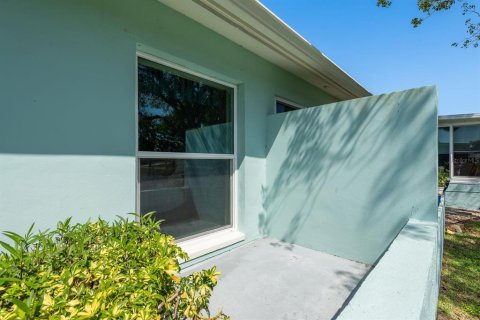 Villa ou maison à vendre à Palm Harbor, Floride: 1 chambre, 75.62 m2 № 1845191 - photo 23