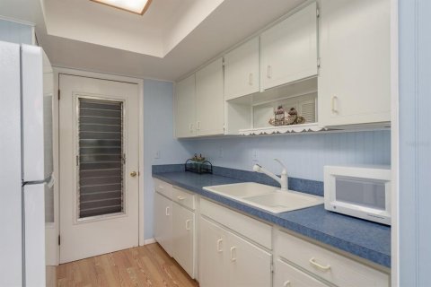 Villa ou maison à vendre à Palm Harbor, Floride: 1 chambre, 75.62 m2 № 1845191 - photo 12