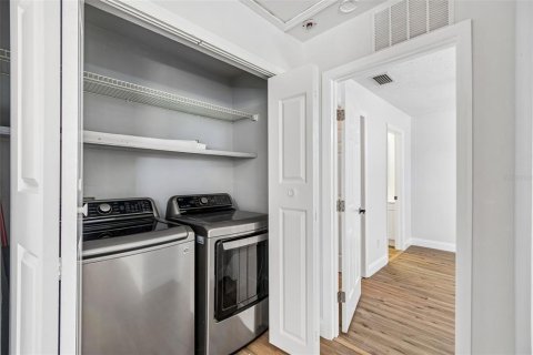 Купить виллу или дом в Даннеллон, Флорида 8 комнат, 119.66м2, № 2207666 - фото 23