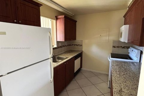 Copropriété à vendre à Weston, Floride: 2 chambres, 87.89 m2 № 1811946 - photo 6