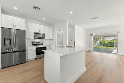 Villa ou maison à vendre à Orlando, Floride: 3 chambres, 163.88 m2 № 2430812 - photo 7