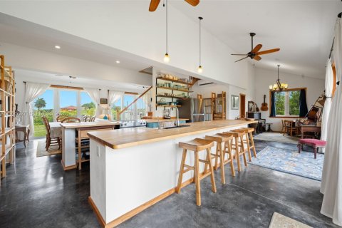 Casa en venta en Miami, Florida, 3 dormitorios, 139.35 m2 № 2058281 - foto 13