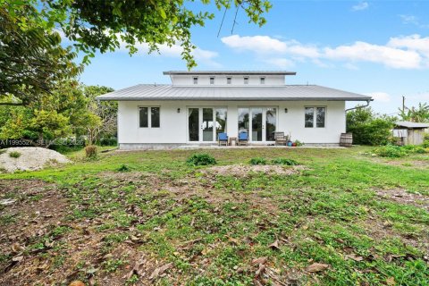 Casa en venta en Miami, Florida, 3 dormitorios, 139.35 m2 № 2058281 - foto 7