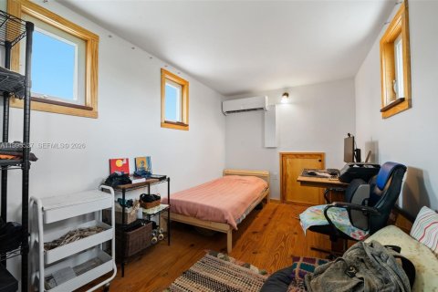 Casa en venta en Miami, Florida, 3 dormitorios, 139.35 m2 № 2058281 - foto 30