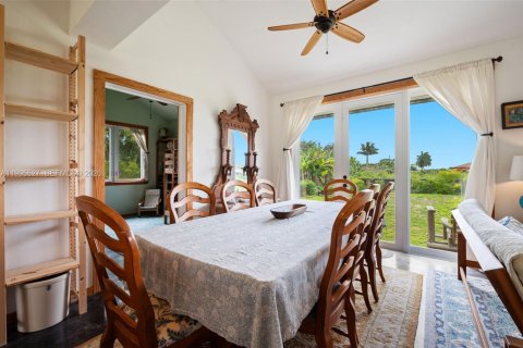 Casa en venta en Miami, Florida, 3 dormitorios, 139.35 m2 № 2058281 - foto 21