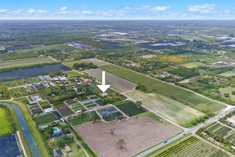 Casa en venta en Miami, Florida, 3 dormitorios, 139.35 m2 № 2058281 - foto 2