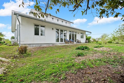 Casa en venta en Miami, Florida, 3 dormitorios, 139.35 m2 № 2058281 - foto 9