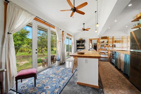 Casa en venta en Miami, Florida, 3 dormitorios, 139.35 m2 № 2058281 - foto 15