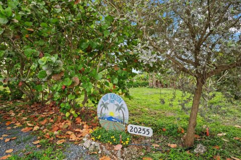 Casa en venta en Miami, Florida, 3 dormitorios, 139.35 m2 № 2058281 - foto 6