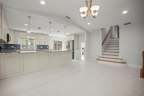 Villa ou maison à louer à Dunedin, Floride: 4 chambres, 245.91 m2 № 1827767 - photo 4