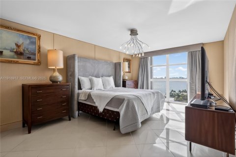 Condominio en venta en Miami, Florida, 2 dormitorios, 136.47 m2 № 1987349 - foto 21