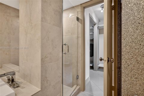 Condominio en venta en Miami, Florida, 2 dormitorios, 136.47 m2 № 1987349 - foto 24