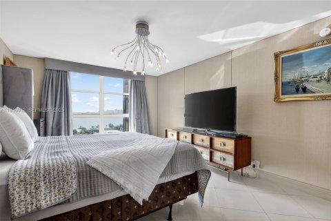 Condominio en venta en Miami, Florida, 2 dormitorios, 136.47 m2 № 1987349 - foto 22