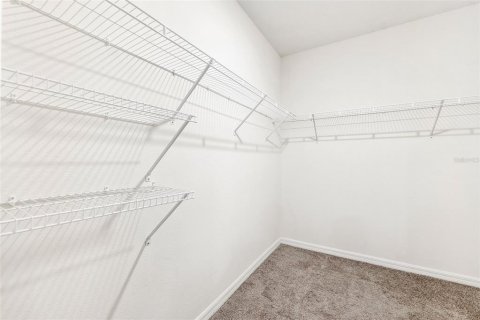 House in Wesley Chapel, Florida 4 bedrooms, 172.05 sq.m. № 1847526 - photo 20
