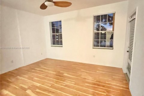 Apartment in Sunrise, Florida 2 bedrooms, 96.06 sq.m. № 1974335 - photo 11