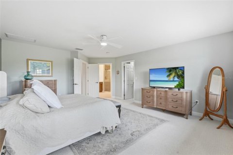 Casa en venta en Punta Gorda, Florida, 5 dormitorios, 310.11 m2 № 2216485 - foto 19