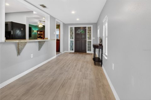 Casa en venta en Saint Petersburg, Florida, 3 dormitorios, 136.01 m2 № 2195452 - foto 3
