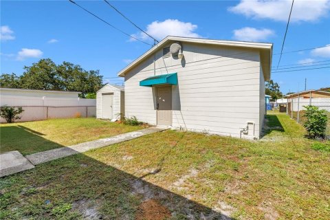 House in Saint Petersburg, Florida 2 bedrooms, 82.5 sq.m. № 2420309 - photo 3
