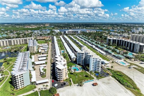 Copropriété à vendre à Sarasota, Floride: 1 chambre, 67.63 m2 № 2430703 - photo 2