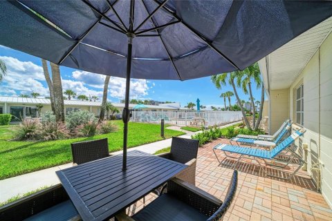 Copropriété à vendre à Sarasota, Floride: 1 chambre, 67.63 m2 № 2430703 - photo 5