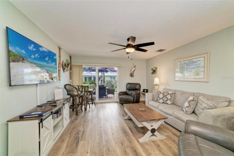 Copropriété à vendre à Sarasota, Floride: 1 chambre, 67.63 m2 № 2430703 - photo 13