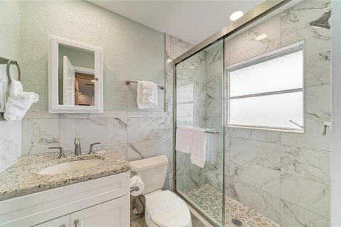 Copropriété à vendre à Sarasota, Floride: 1 chambre, 67.63 m2 № 2430703 - photo 17