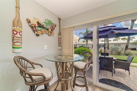 Copropriété à vendre à Sarasota, Floride: 1 chambre, 67.63 m2 № 2430703 - photo 14