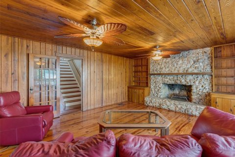 Купить виллу или дом в Янкитаун, Флорида 14 комнат, 220.36м2, № 2302300 - фото 20