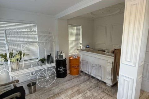 House in Miami, Florida 3 bedrooms, 167.97 sq.m. № 1889330 - photo 4