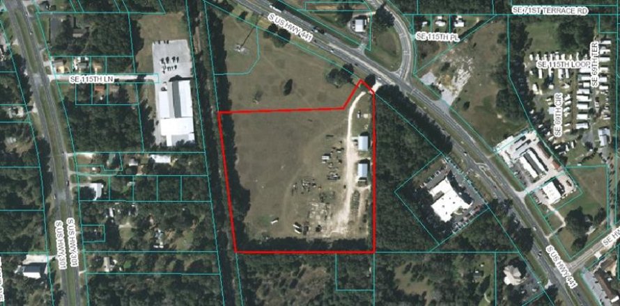 Propiedad comercial en Belleview, Florida № 874802