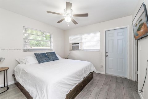 Propiedad comercial en venta en Fort Lauderdale, Florida № 1766698 - foto 25