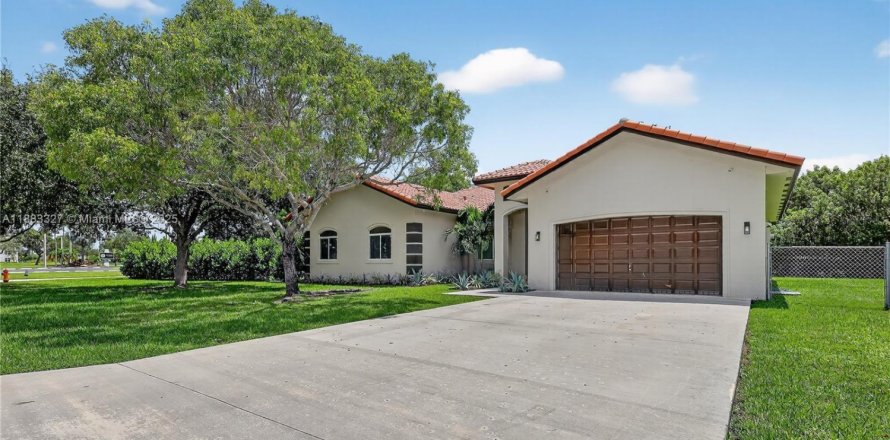 Villa ou maison à Homestead, Floride 4 chambres, 216.09 m2 № 1931198