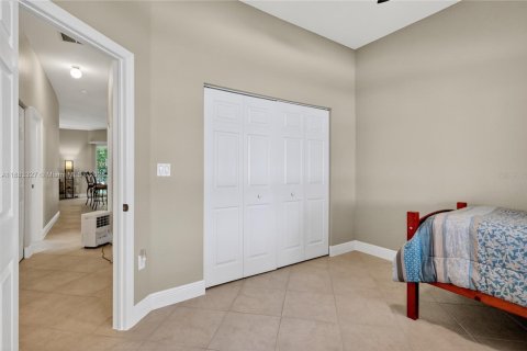 Villa ou maison à vendre à Homestead, Floride: 4 chambres, 216.09 m2 № 1931198 - photo 21