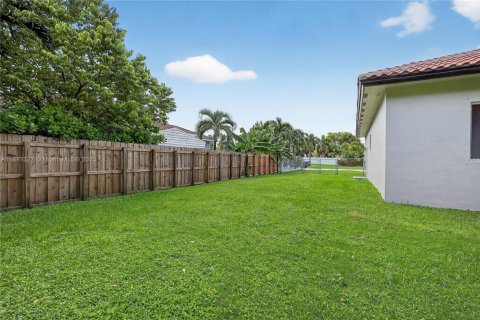 Villa ou maison à vendre à Homestead, Floride: 4 chambres, 216.09 m2 № 1931198 - photo 30