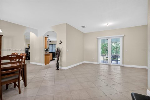 Villa ou maison à vendre à Homestead, Floride: 4 chambres, 216.09 m2 № 1931198 - photo 4